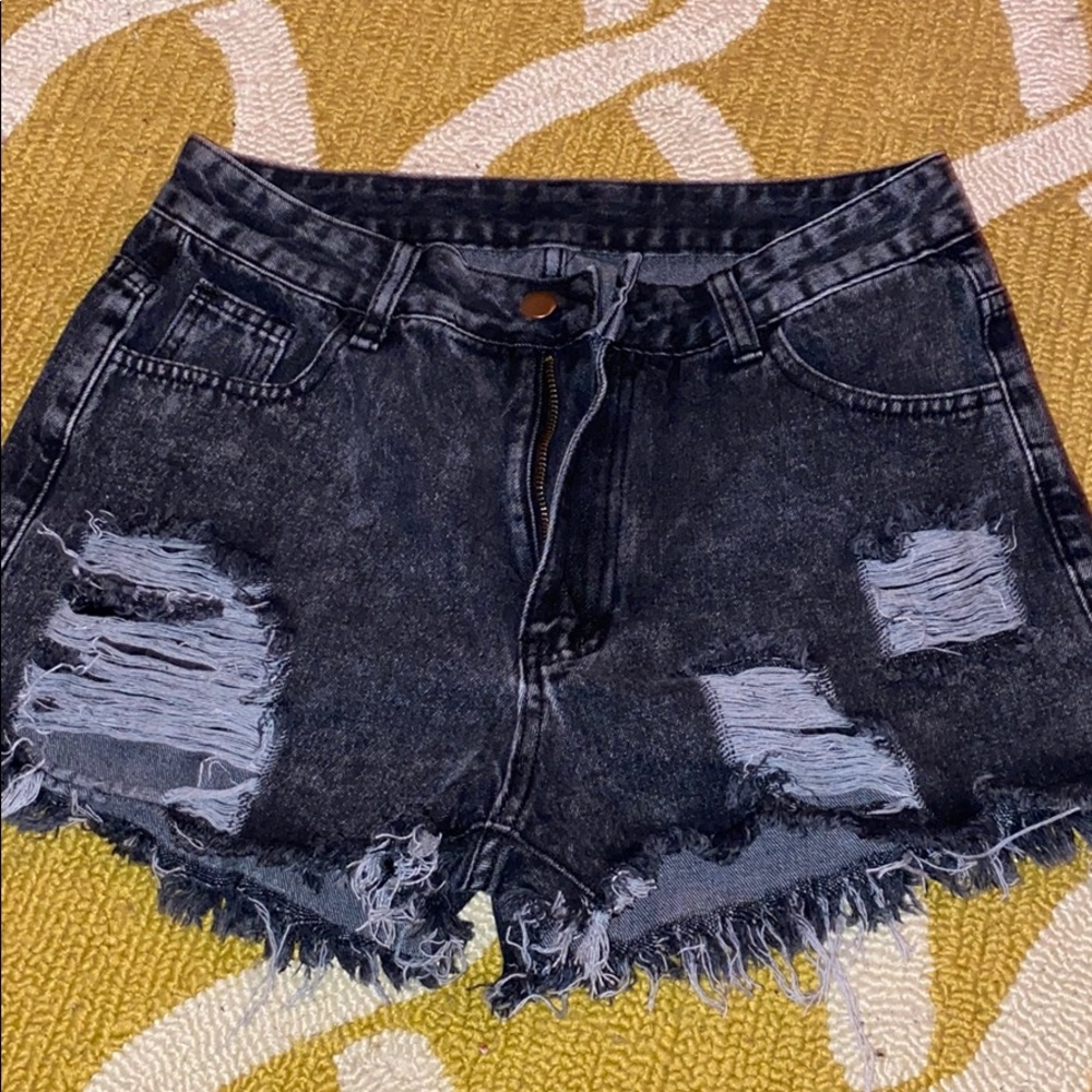 ROMWE denim black shorts